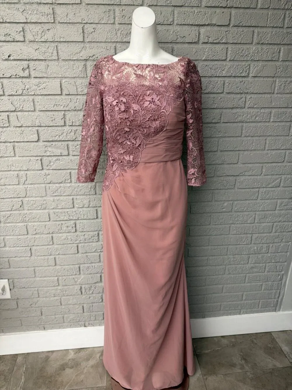 AW Bridal Zephyr Women Mauve Mist Lace Chiffon Mother of the Bridal Dress Size 8